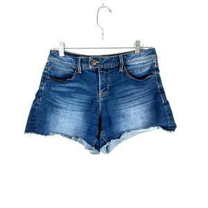 Thorn curvy fit shorts